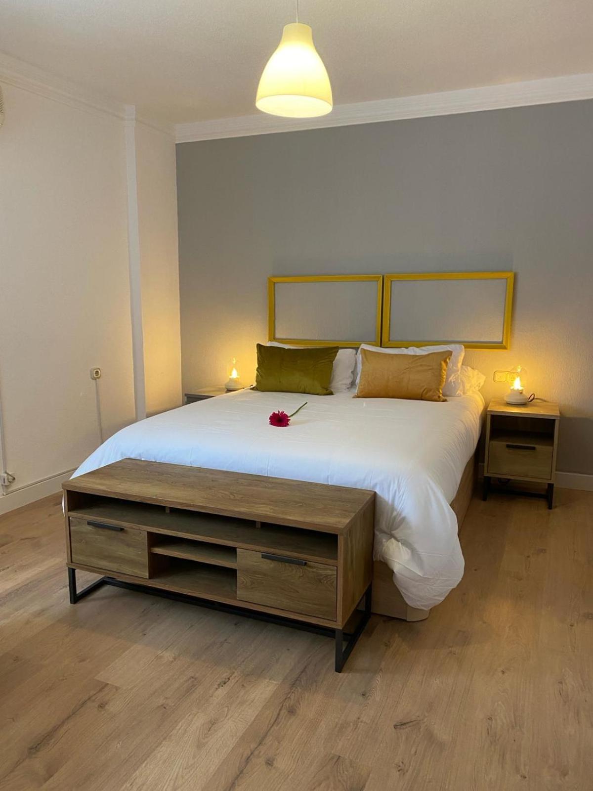 Apartamento Home Stagging New Life กรานาดา ภายนอก รูปภาพ
